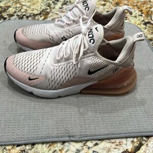 Nike AIR MAX 270 ladies shoes